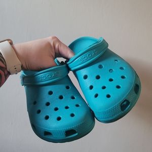 Crocs